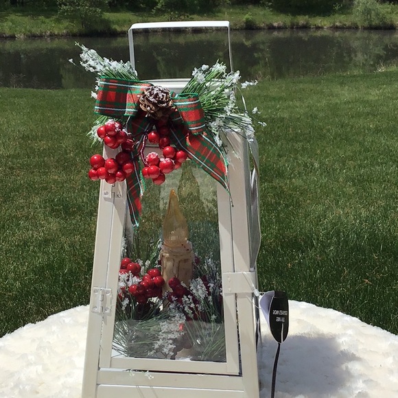 NWT Ashland Christmas Flickering Light Lantern